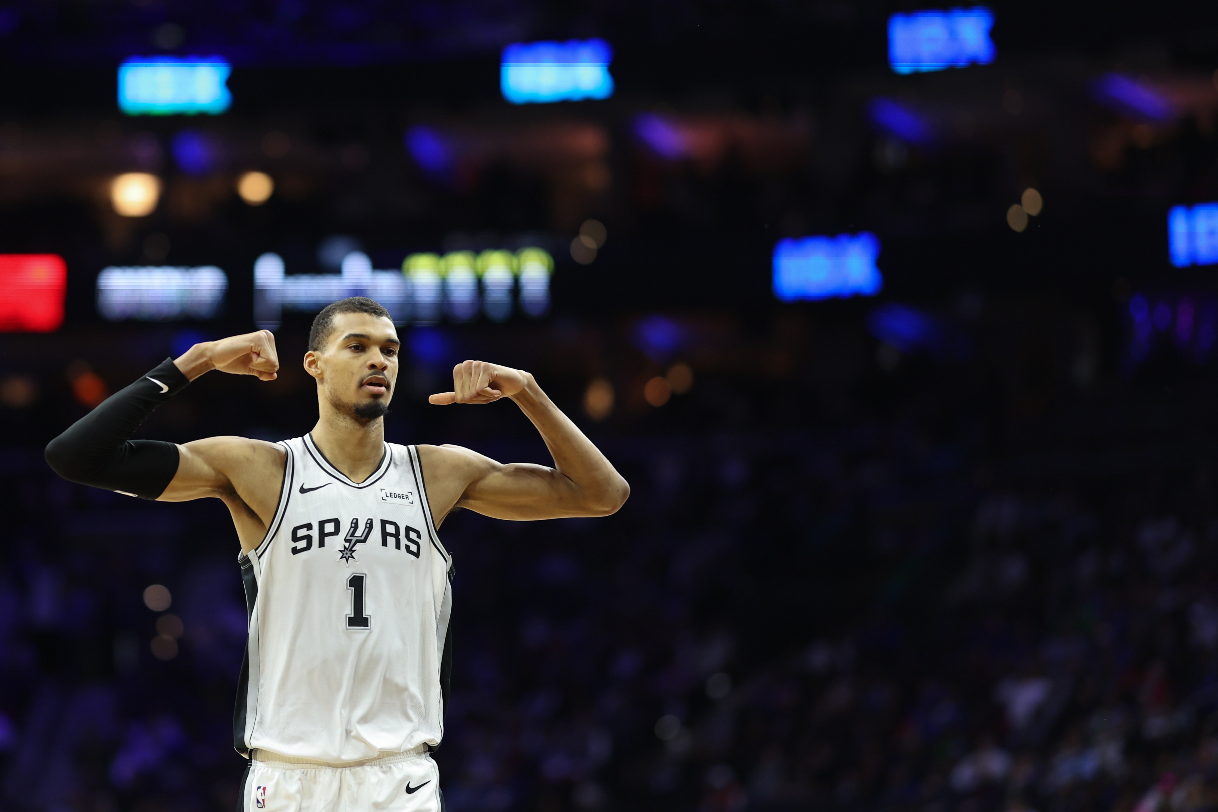 竞猜-文班：我想要夺得MVP和DPOY 所以我会照顾好身体&amp;全力以赴冲击